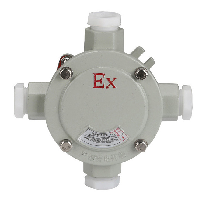 防爆四通接線盒